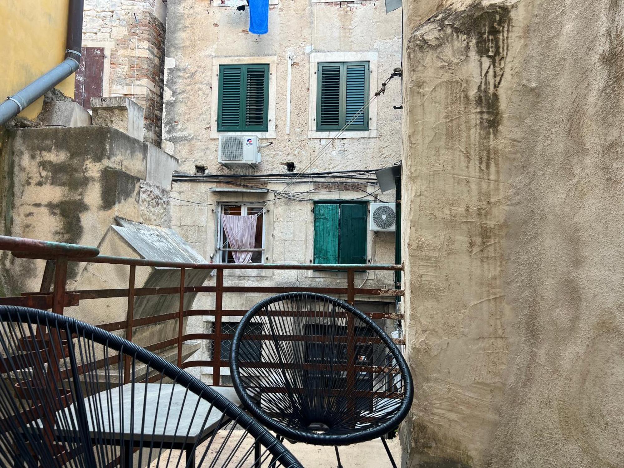 Emperor'S Residence Luxury Room - Unique Unesco Site Split Exterior foto